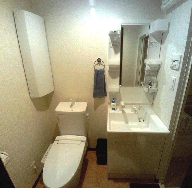 Apartment House Toji *